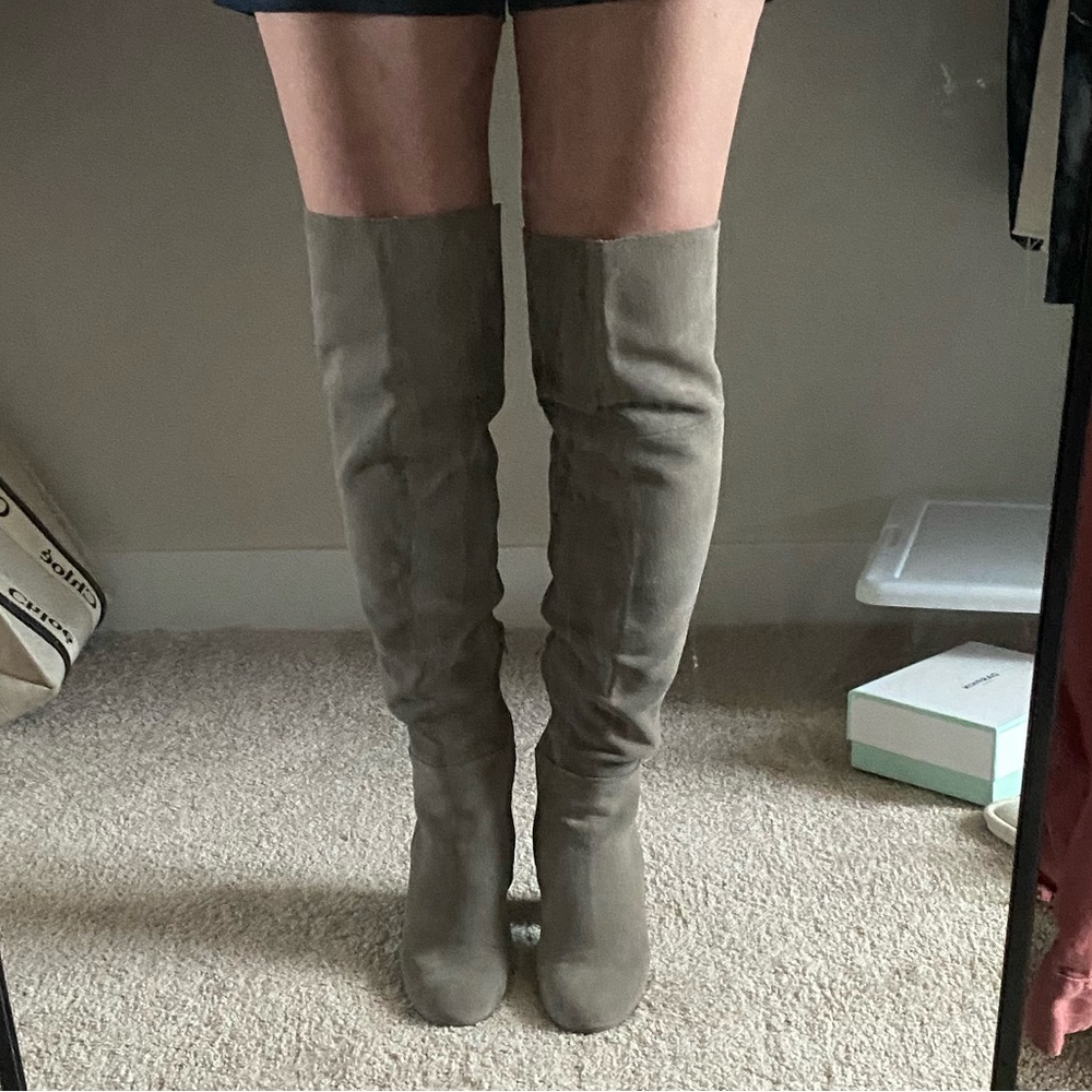 Over-The-Knee Boots suede grey